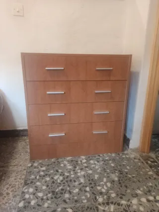 Cómoda de madera con 6 cajones