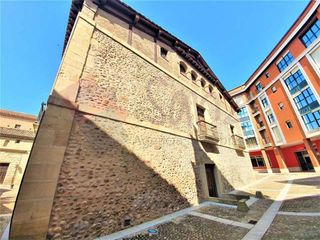 Edificio en venta en Nájera
