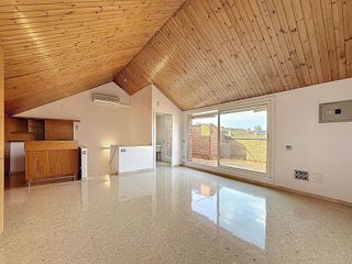 Casa pareada en alquiler en Ciutat Diagonal - La Miranda - La Mallola en Esplugues de Llobregat