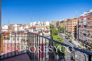 Piso en alquiler en Pacífico en Madrid