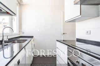 Piso en alquiler en Pacífico en Madrid