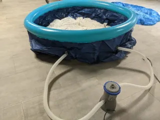 Piscina y filtro Bestway