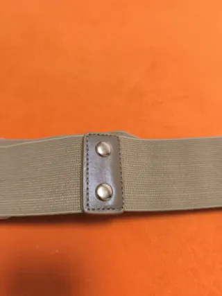 Cinturón elástico con flores beige y rosa