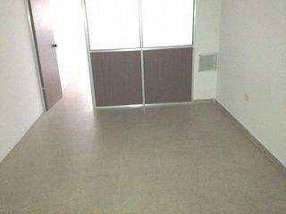 Local comercial en venta en Plaza España - Villa Pilar - Reyes Católicos - Vadillos en Burgos