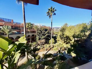 Local comercial en alquiler en Los Naranjos - Las Brisas en Marbella