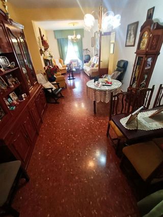 Casa adosada en venta en Alcalá la Real