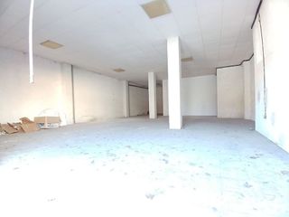 Local comercial en venta en Centre Vila en Vilafranca del Penedès