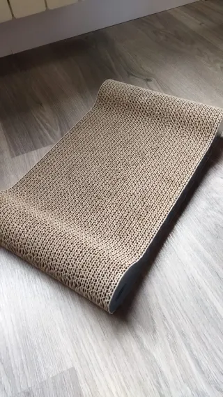 Pack arenero, cama y rascador gatos