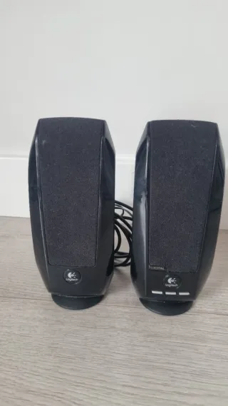 Altavoces USB Logitech Negros