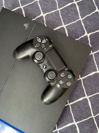 Playstation 4 + juegos