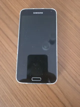 Móvil Samsung Negro Roto