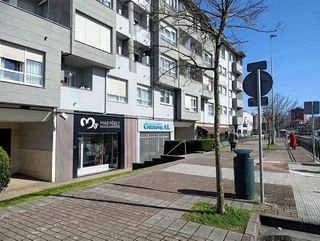 Local comercial en alquiler en Alisal - Cazoña - San Román en Santander