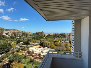 Piso en alquiler en Teatinos en Málaga
