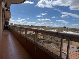 Piso en alquiler en Los Remedios en Sevilla