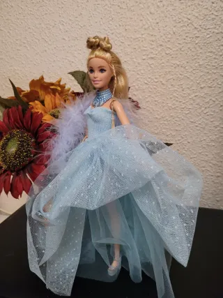 Muñeca Barbie Vestido Azul