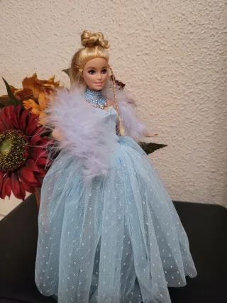 Muñeca Barbie Vestido Azul