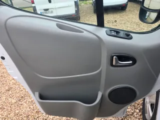 Nissan Primastar 2012