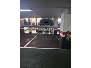 Garaje en venta en Barrio de Abando en Bilbao