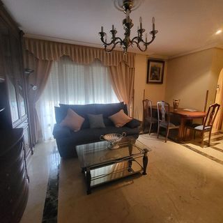 Casa adosada en venta en Polígono - Carrefour en Ávila