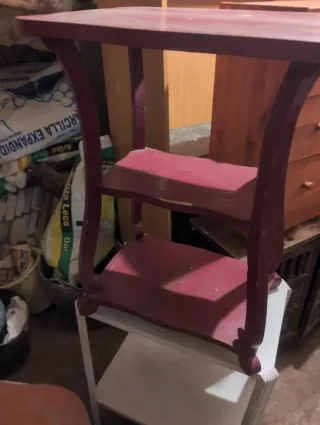 Mesita auxiliar de madera