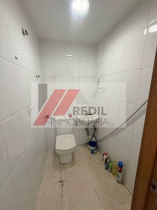 Local comercial en alquiler en Betanzos