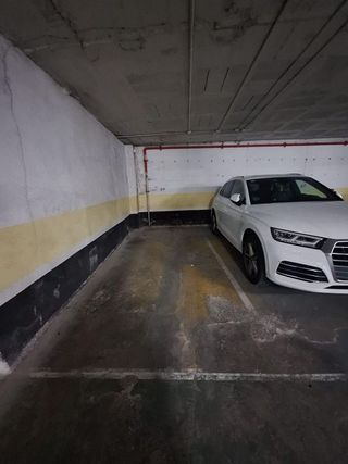 Garaje en venta en Centre en Castellar del Vallès