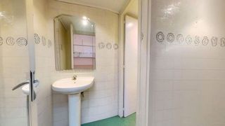 Local comercial en venta en San Pedro de Deusto-La Ribera en Bilbao