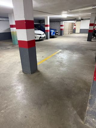 Garaje en venta en Roca del Vallès, la