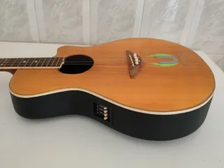 Guitarra Electroacústica Hyundai