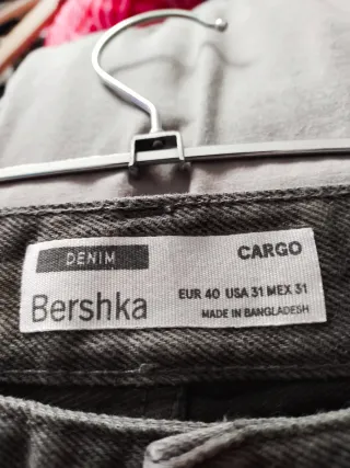 Tejano Cargo Bershka gris
