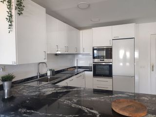 Piso en alquiler en Torrequebrada en Benalmádena