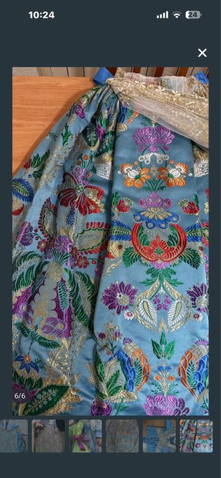 Traje de Fallera Azul y Multicolor