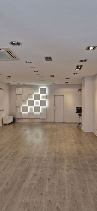 Local comercial en alquiler en Centro en Vitoria-Gasteiz
