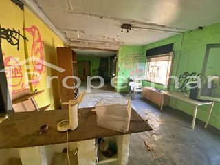 Nave industrial en venta en Parets del Vallès