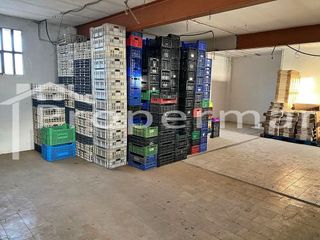 Nave industrial en venta en Parets del Vallès