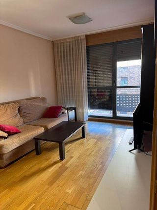 Piso en alquiler en Avda. Valladolid - Barriada Yagüe en Soria