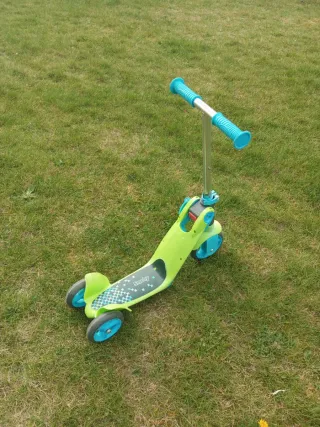 Patinete 3 Ruedas Smoby Verde y Azul