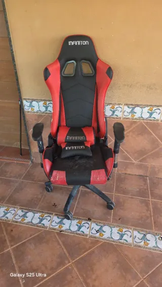 Silla Gamer INFINITION Negra/Roja