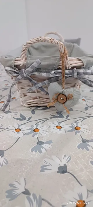 Cestino decorativo con cuore