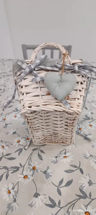 Cestino decorativo con cuore