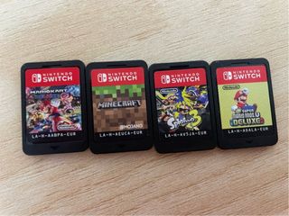 Nintendo Switch + 4 Juegos y Funda