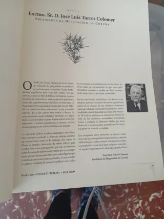 Dos libros del Real Coro "toxos e froles"