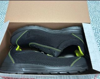 Botas de seguridad FTG negras y amarillas