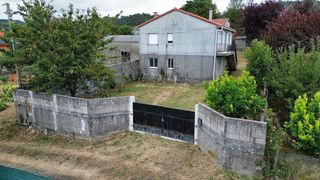 Chalet en venta en Melide