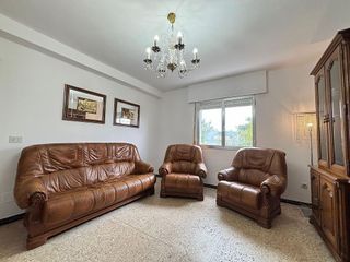 Chalet en venta en Melide