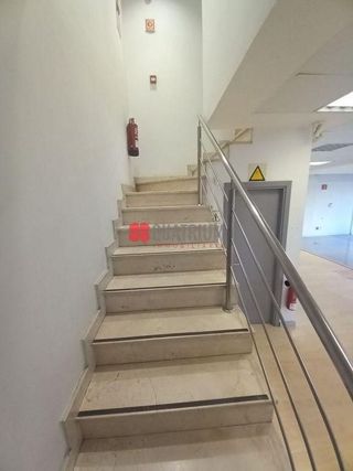 Local comercial en alquiler en Ensanche - Sar en Santiago de Compostela