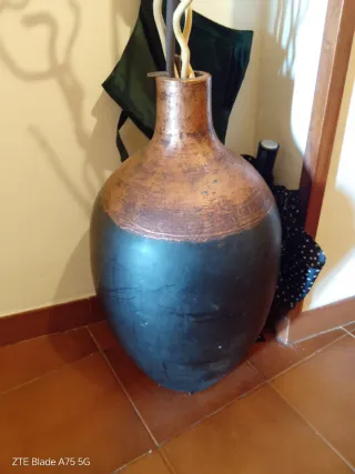 Jarrón grande cerámica marrón y negro