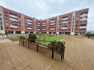 Local comercial en alquiler en San Adrián - La Cava en Logroño