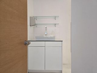 Local comercial en alquiler en Joc de la Bola - Camps d'Esports - Ciutat Jardí - Montcada en Lleida