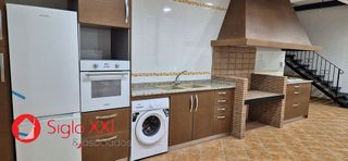 Casa en alquiler en Avda. Alemania - Italia en Villarreal